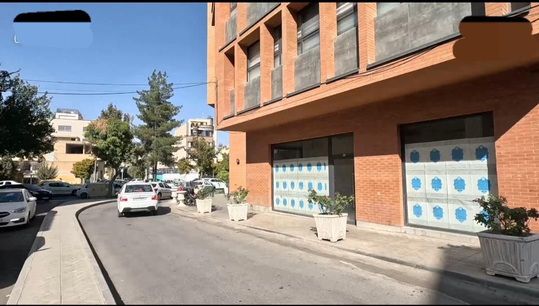 تجاری ۹۵متری نقد و اقساط بر خیابان هشت بهشت غربی|فروش مغازه و غرفه|اصفهان, ملک|دیوار