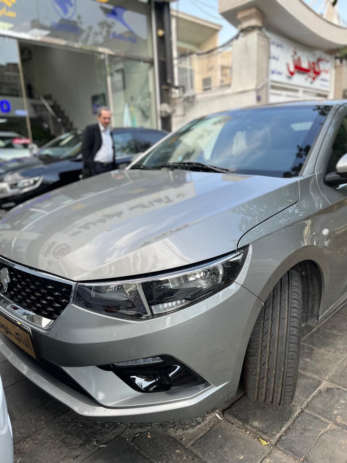 تارا اتومات***V4/ دنده ای ۱۴۰۴ مشکی v1پلاس صفر esp|خودرو سواری و وانت|تهران, توحید|دیوار