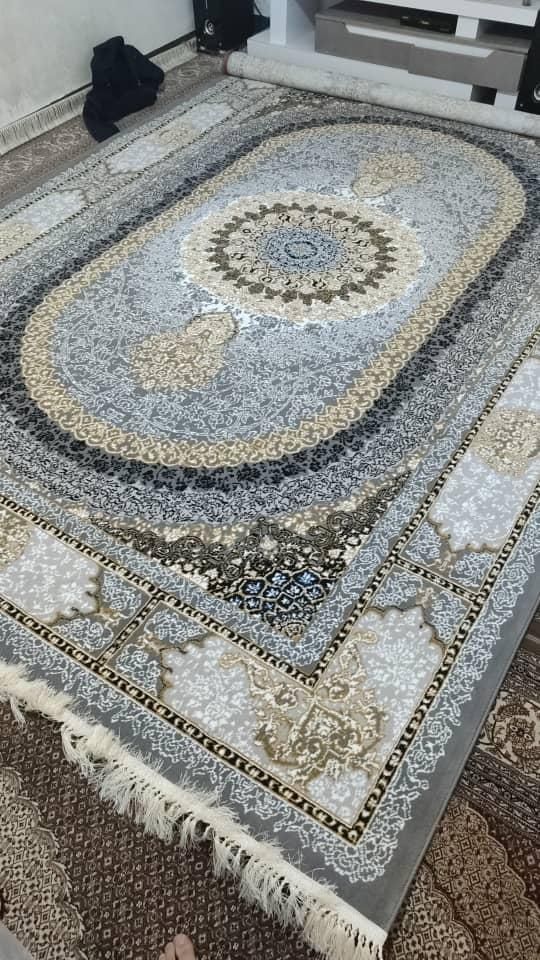 فرش مانلی ۱۲متری (اقساط تا ۶ماه بدون بهره و روکش)|فرش|یزد, |دیوار