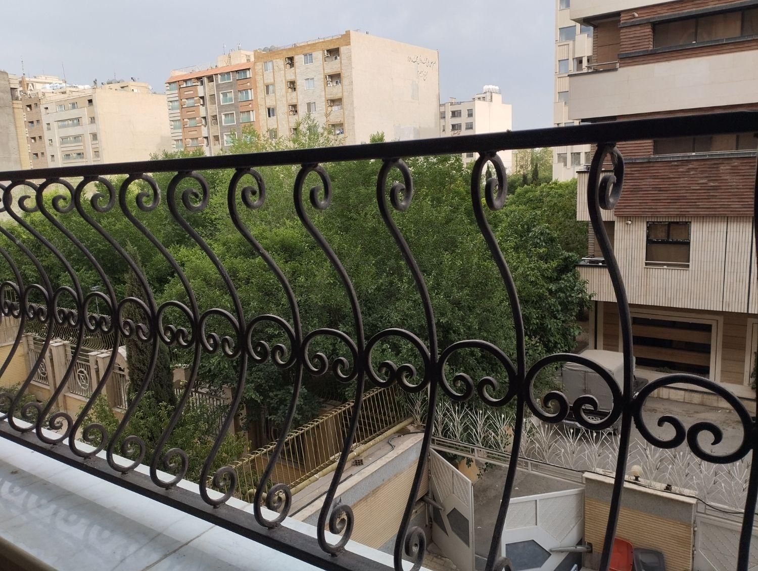 اجاره آپاتمان۱۱۸ متر بر ابوریحان بر فضای سبز|اجارهٔ آپارتمان|اصفهان, شیخ اشراق|دیوار