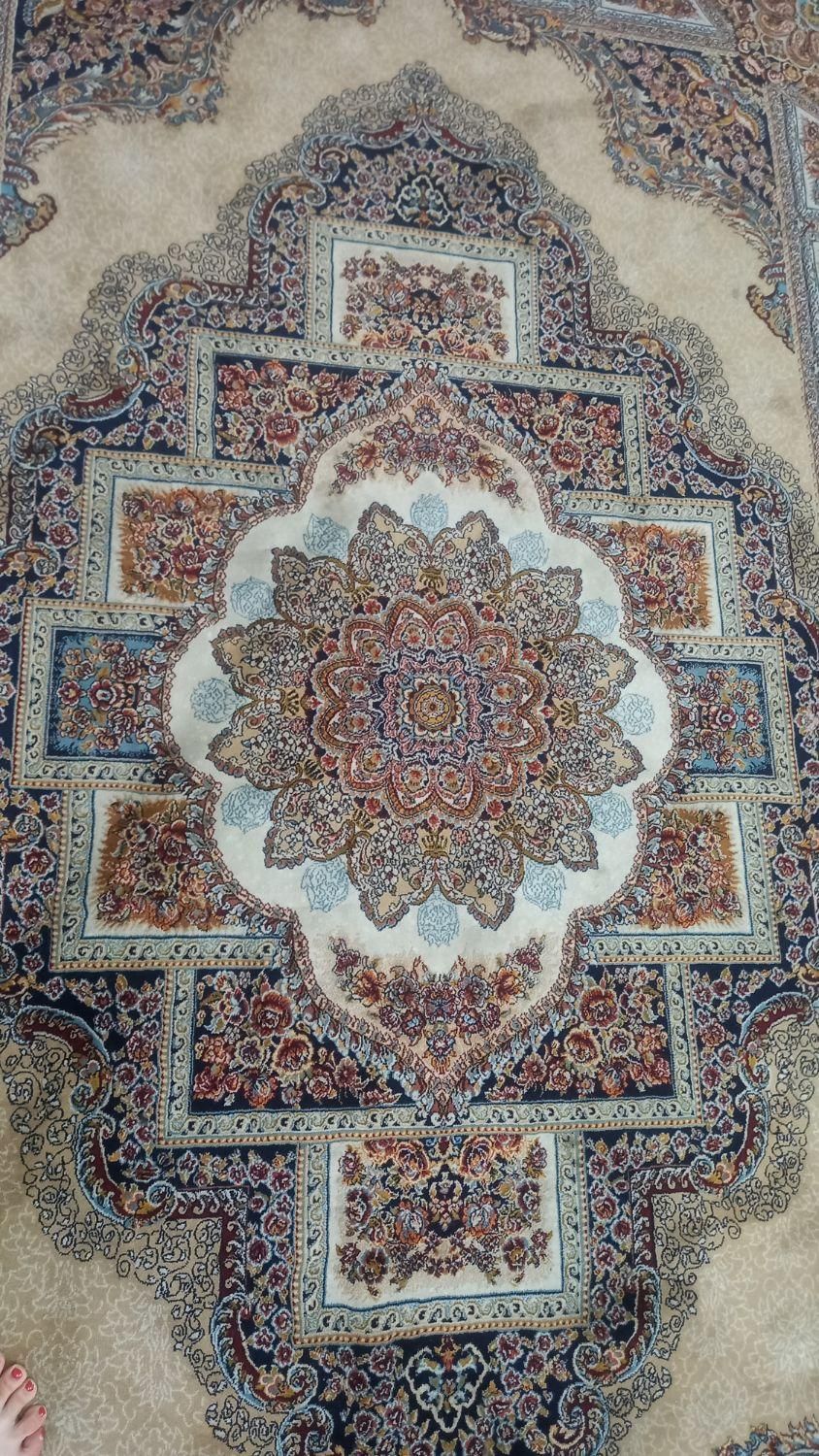 دو تخته فرش ۶ متری و یک پادری  نو و سالم و زیبا|فرش|فردیس, |دیوار