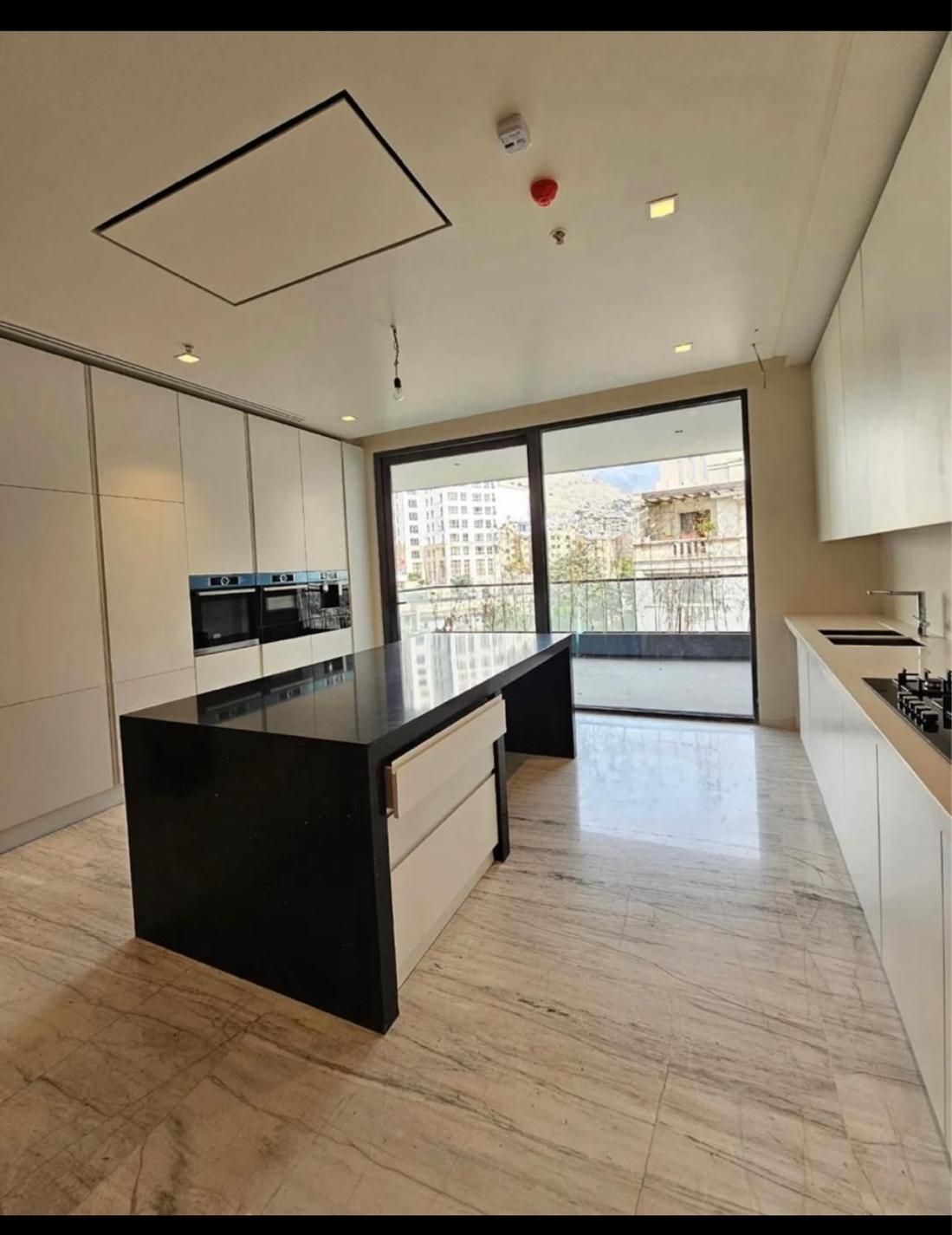 ۲۲۵متر الهیه/تکواحدی/دونبش/پنجره کف تا سقف/غرق نور|فروش آپارتمان|مشهد, الهیه|دیوار