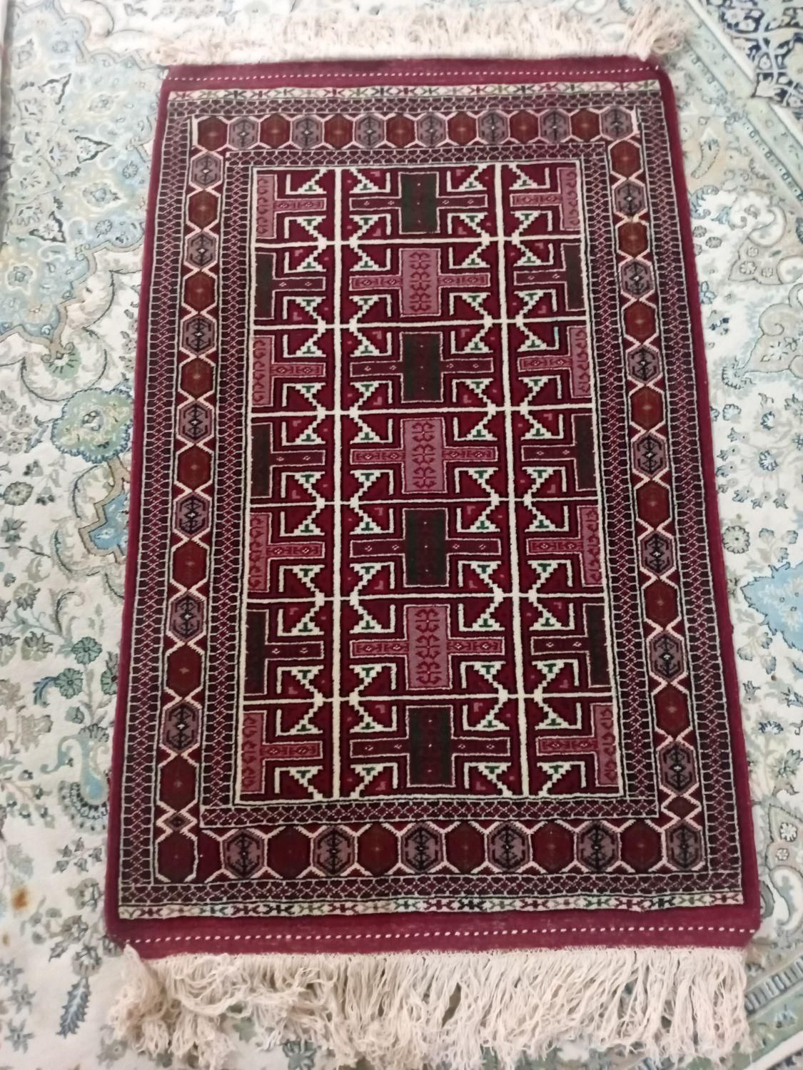 قالیچه کاملا سالم|فرش|گرگان, |دیوار