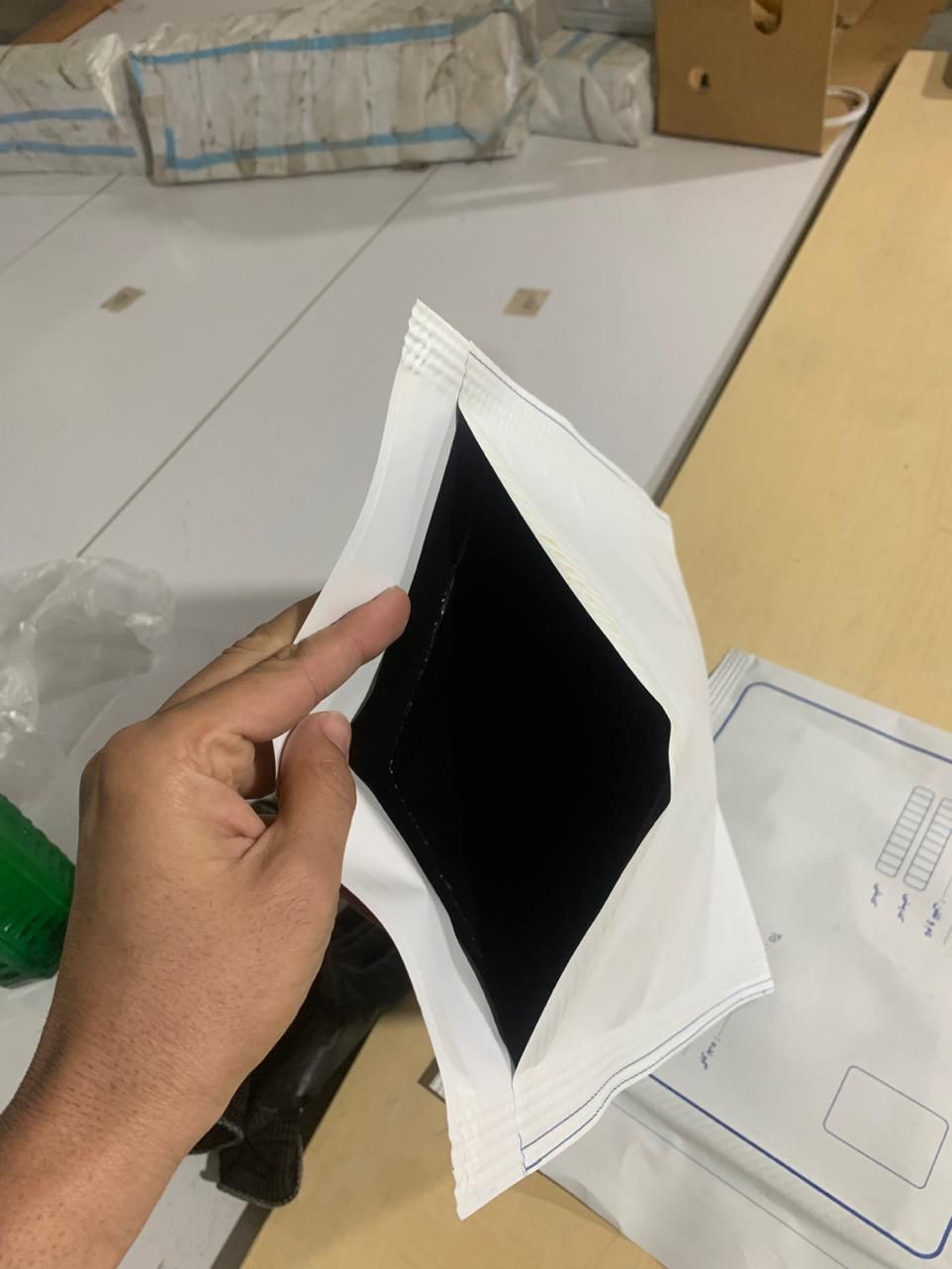 پاکت پستی فلایر و حبابدار و داخل مشکی|عمدهفروشی|کرج, شهرک فهمیده|دیوار