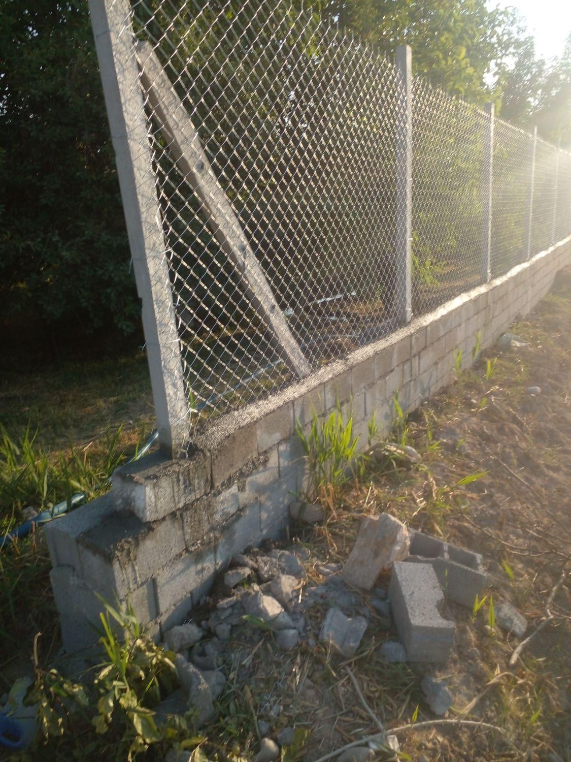 تولید فنس تیرک پیمانکاری حصارگستر|خدمات باغبانی و درختکاری|مراغه, |دیوار