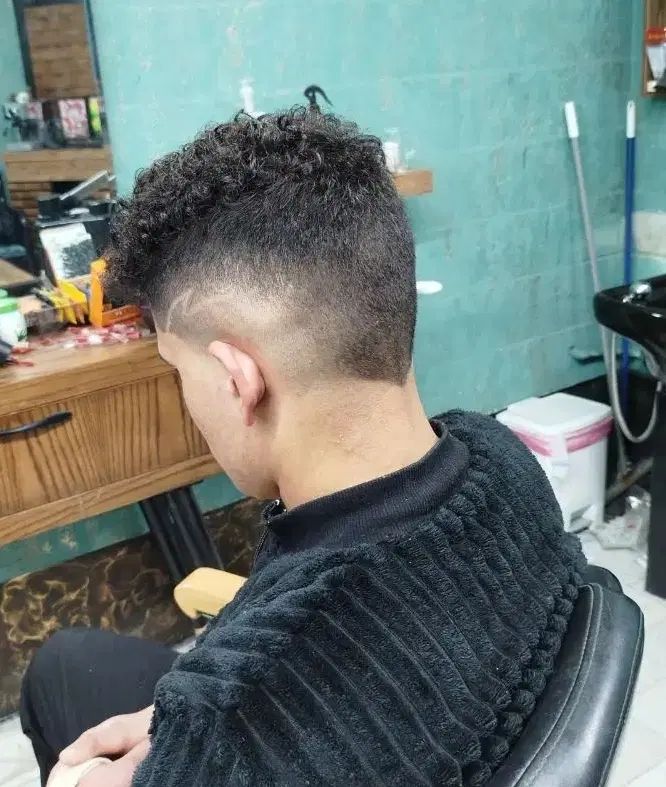 اجرای فر ششماهه/پاکسازی پوست/پروتئینه مو|خدمات آرایشگری و زیبایی|مشهد, تلگرد|دیوار