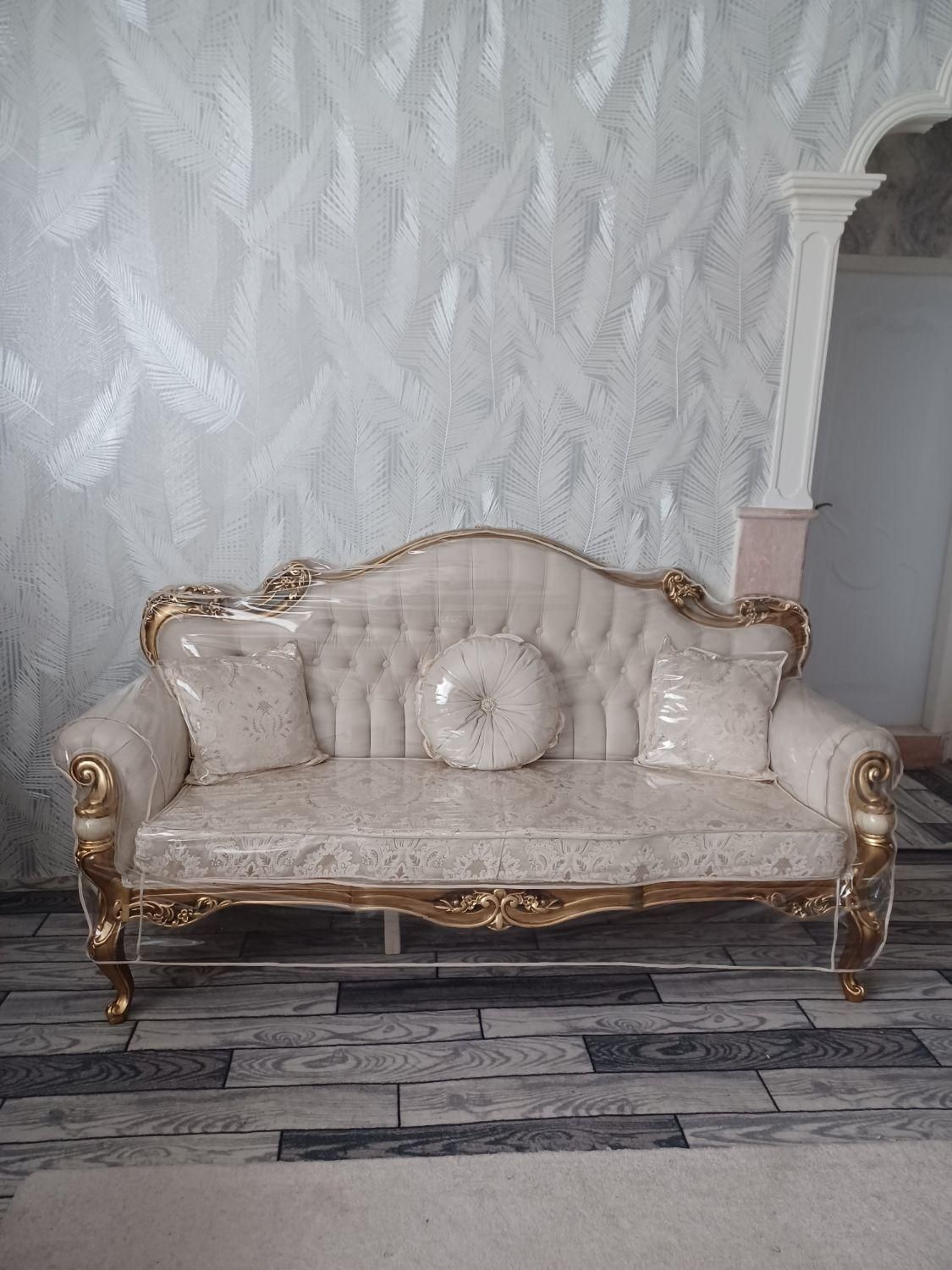 مبل سلطنتی و میز ناهارخوری چوب طبیعی|مبلمان خانگی و میز عسلی|سهند, |دیوار