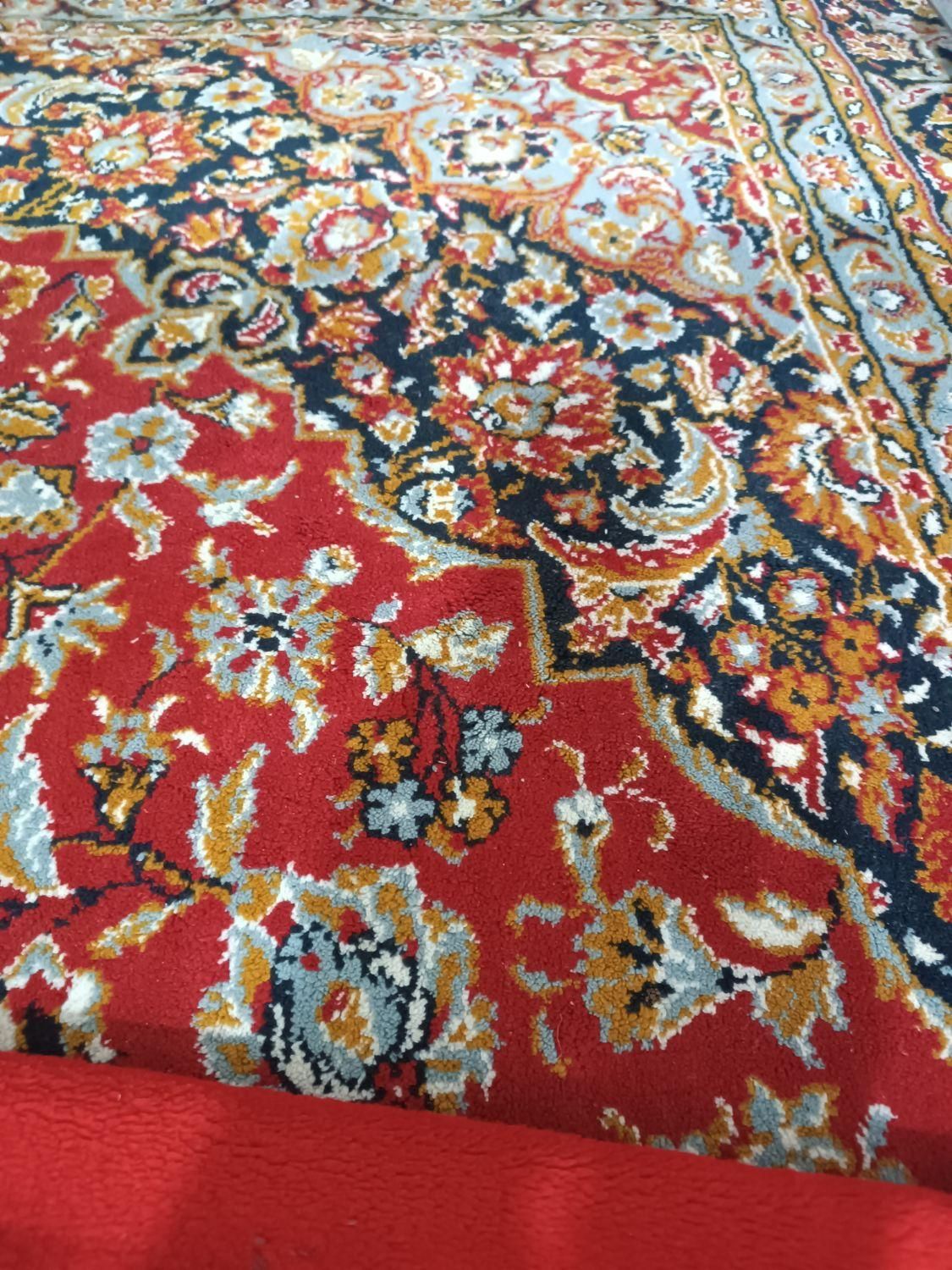 تعدادی نیرو جهت کار در قالیشویی لازم داریم|استخدام سرایداری و نظافت|میناب, |دیوار