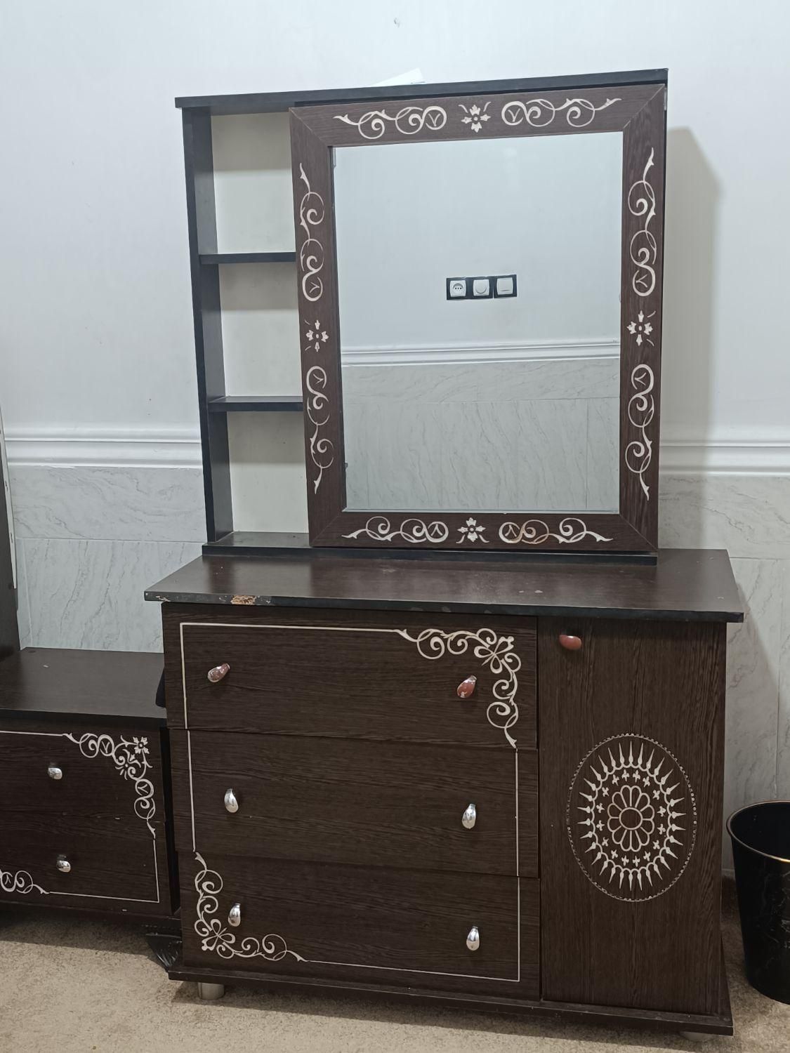 سرویس تخت خواب همراه با تشک|تخت و سرویس خواب|امیدیه, |دیوار