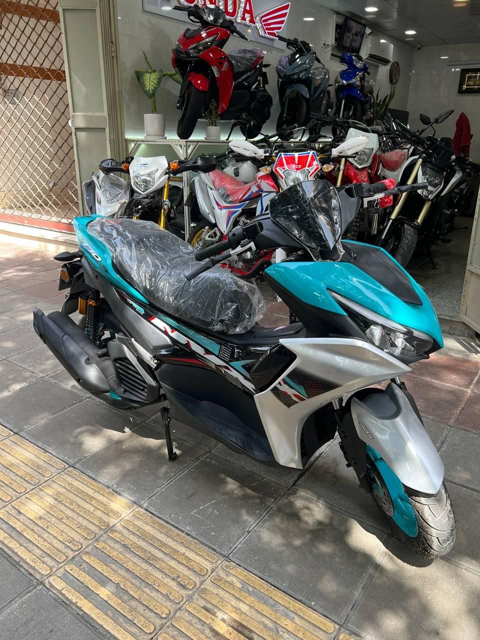 طرح آیروکس NVX 170CC  کلیک وسپا واریو nmax|موتورسیکلت|اصفهان, لاله|دیوار