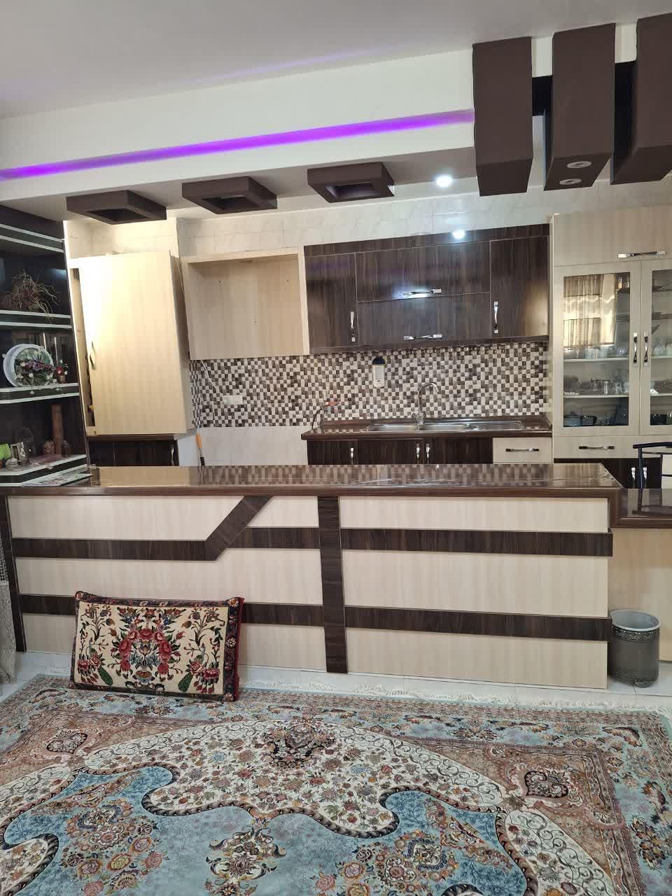 فروش آپارتمان سه بر نور و خوش ساخت منظریه محله ۳۷|فروش آپارتمان|شهرکرد, |دیوار