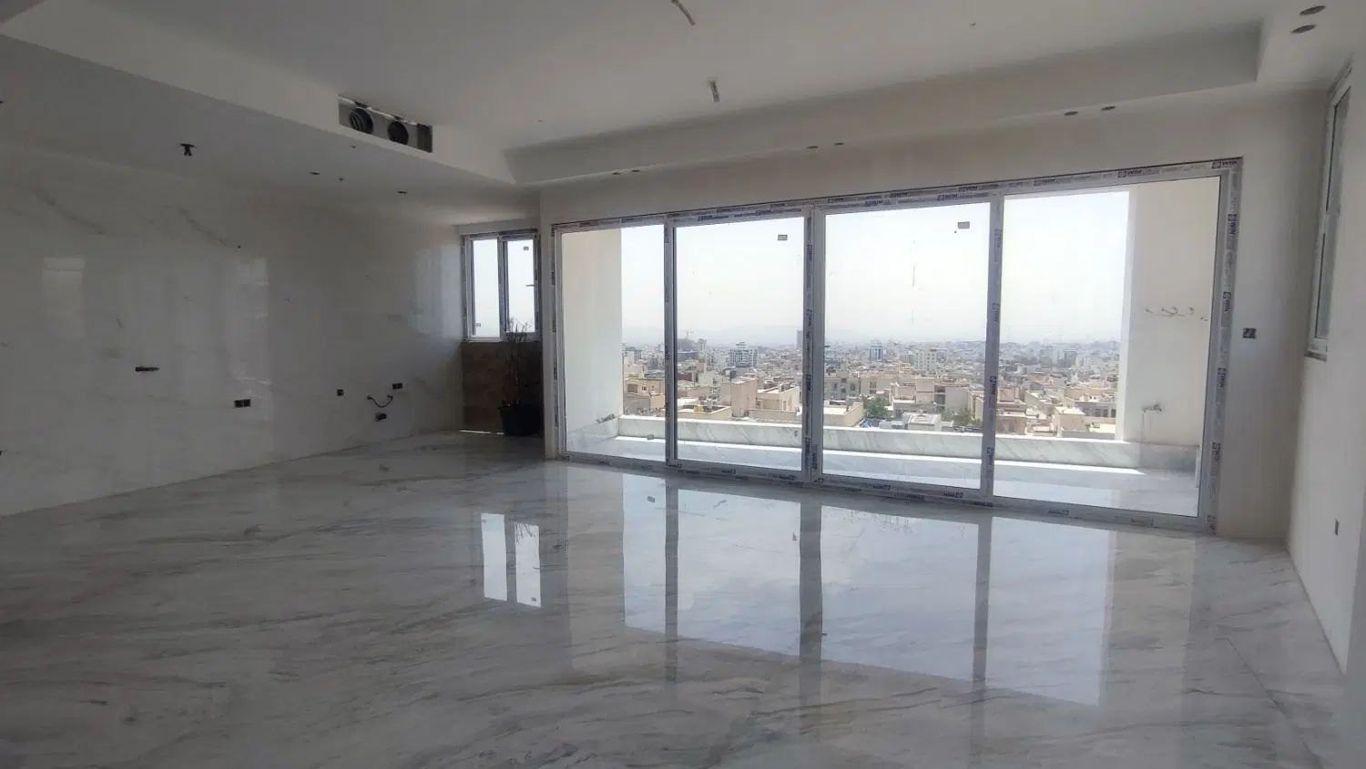 دولت -آفتابگیر- ۱۳۵متر ۲پارکینگ + ۸متر تراس|فروش آپارتمان|تهران, اختیاریه|دیوار