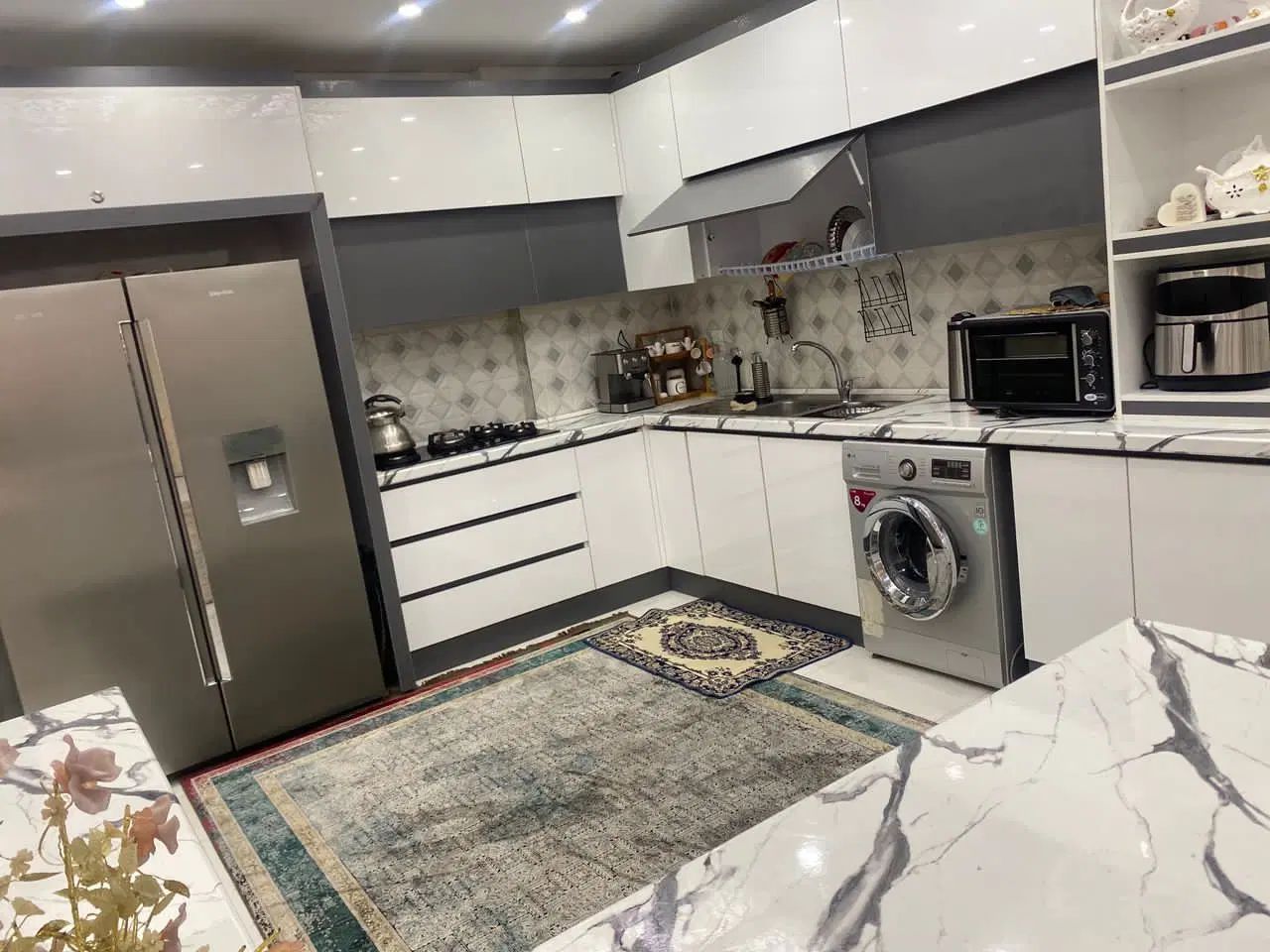 فروش واحدسنددار 129 مترپارکینگ دار فول حصارک پایین|فروش آپارتمان|بهارستان, |دیوار