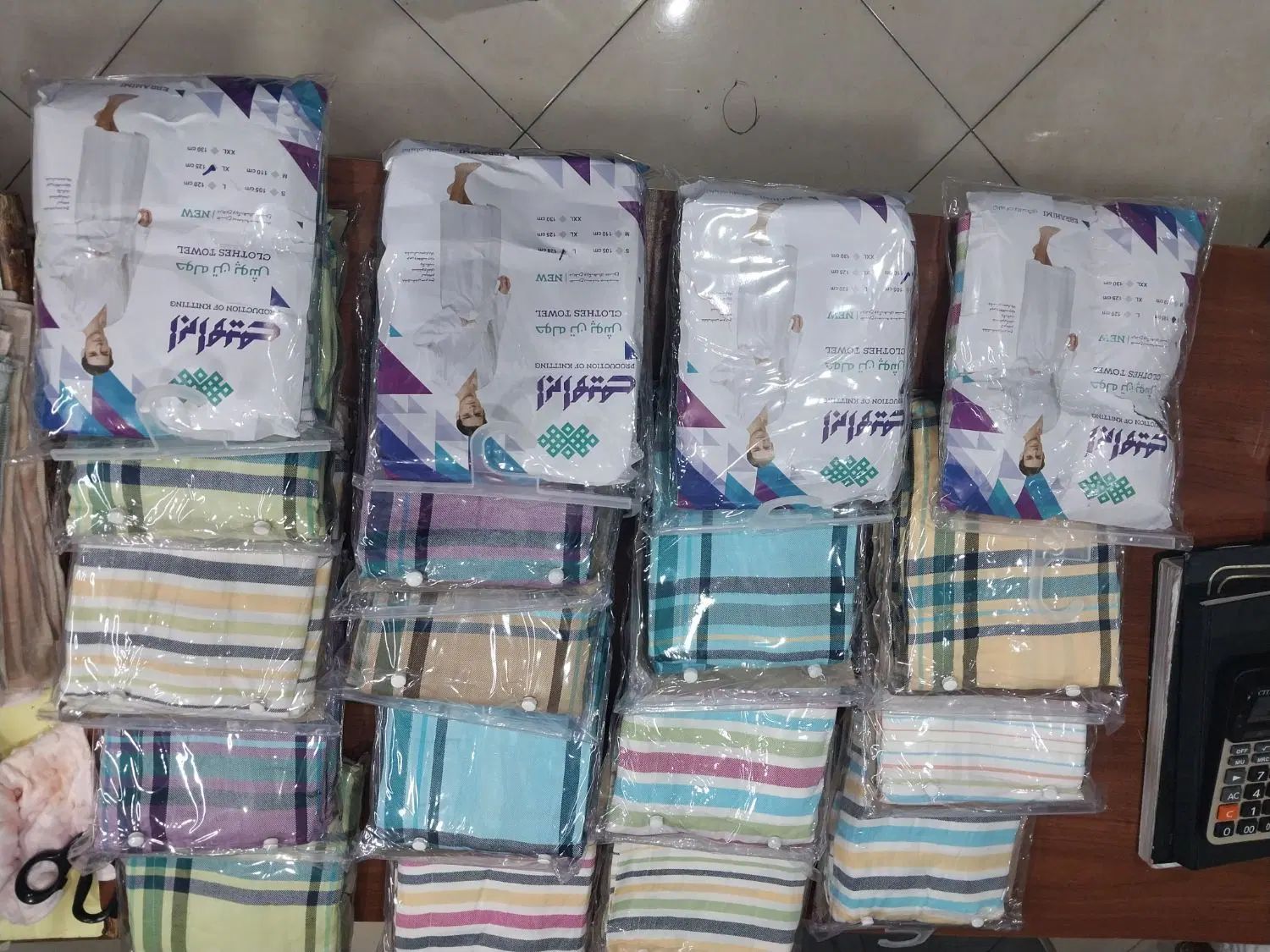 حوله تن پوش استخری ودست وصورت تمام نخ  درجه یک|سفره، حوله، دستمال آشپزخانه|کرج, انبار مپنا|دیوار