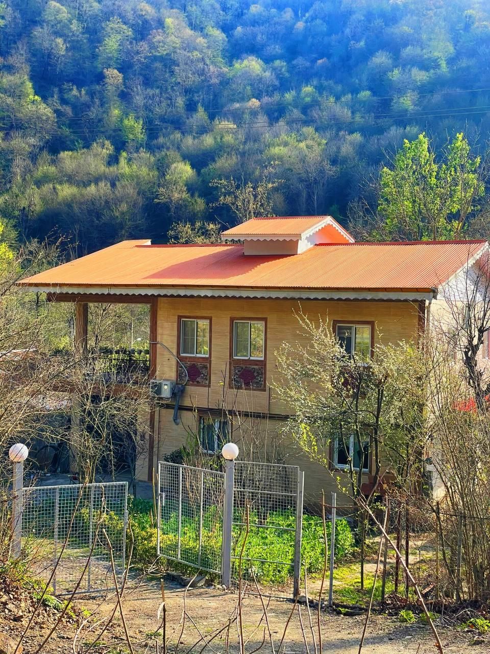 ویلا جنگلی|اجارهٔ کوتاه‌مدت ویلا و باغ|رستم‌آباد, |دیوار