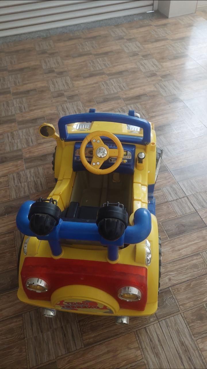 ماشین شارژی|اسباب‌بازی بچه|لردگان, |دیوار