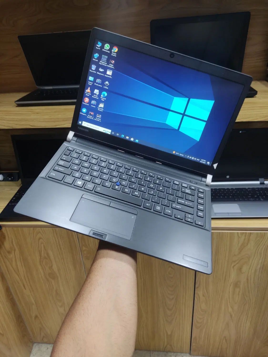 لپتا‌پToshiba i5نسل۷ژاپن رم۱۶/هارد256ssd/اسلیم|رایانه همراه|تهران, استخر|دیوار