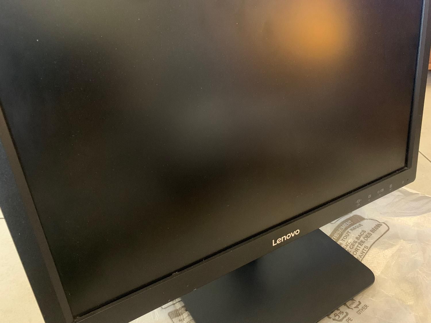مانیتور Lenovo|قطعات و لوازم جانبی رایانه|تهران, کوی فراز|دیوار