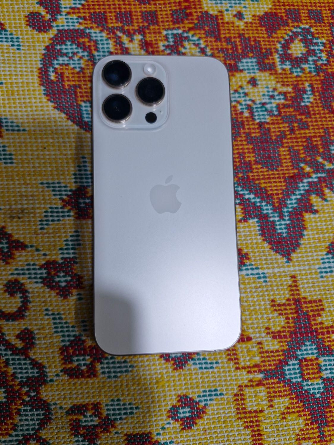 اپل iPhone 16 Pro Max با حافظهٔ ۲۵۶ گیگابایت|موبایل|شیراز, شهرک گلها|دیوار