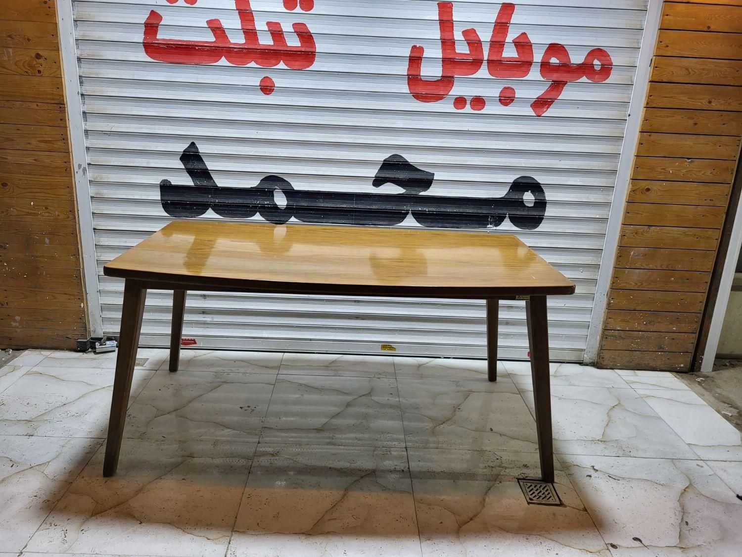میز بزرگ ۶ نفره چوب راش(فقط میز)|میز و صندلی غذاخوری|اهواز, کوی آغاجاری|دیوار