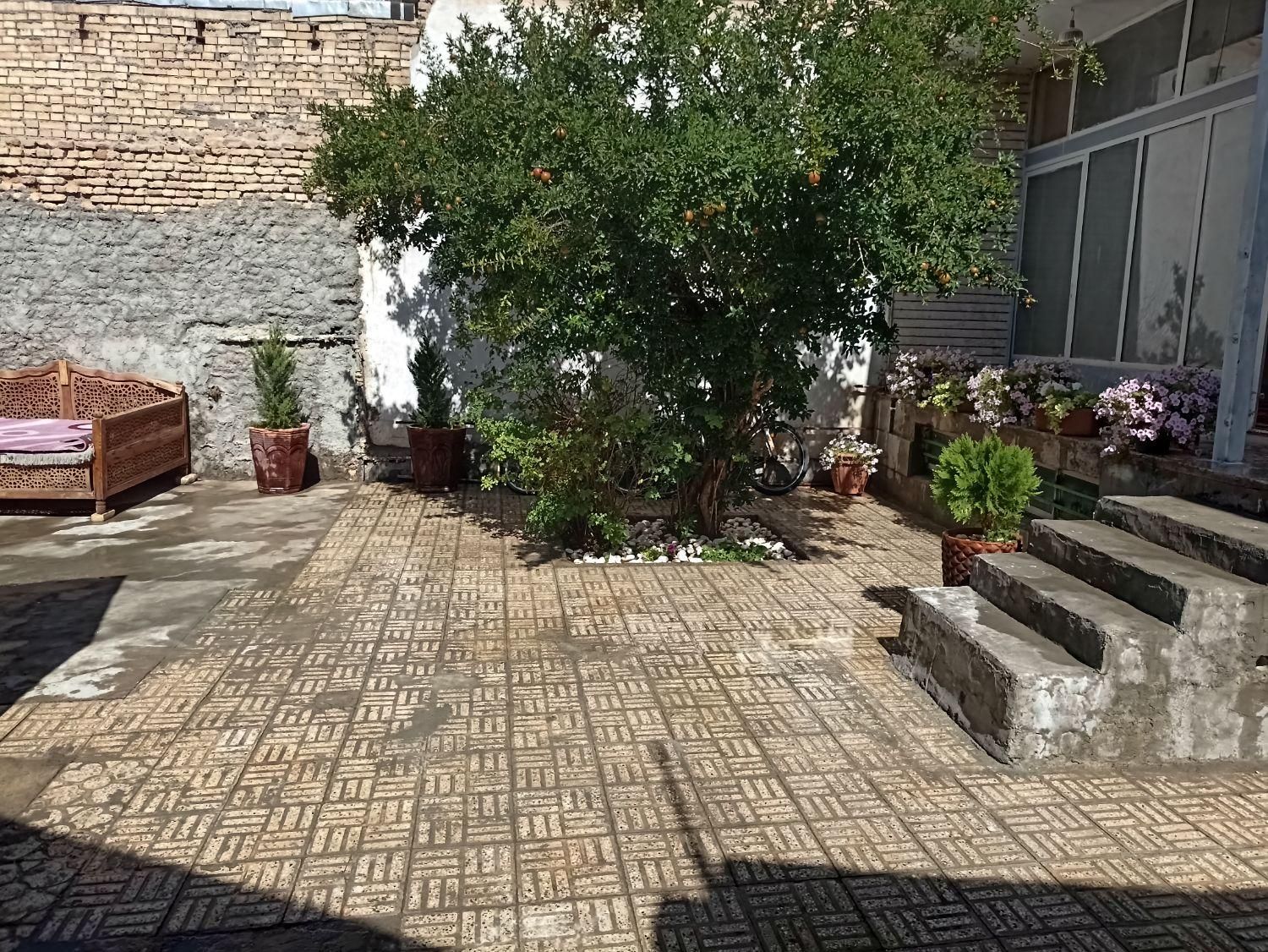 اجاره و رهن خانه دربستی ناژوان|اجارهٔ خانه و ویلا|اصفهان, بوستان ناژوان|دیوار