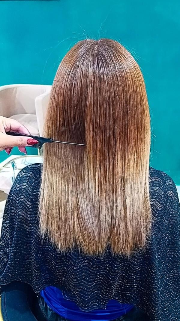 کاشت ناخن اکستنشن مژه شیدینگ کراتین میکروبلیدینگ|خدمات آرایشگری و زیبایی|گلبهار, |دیوار