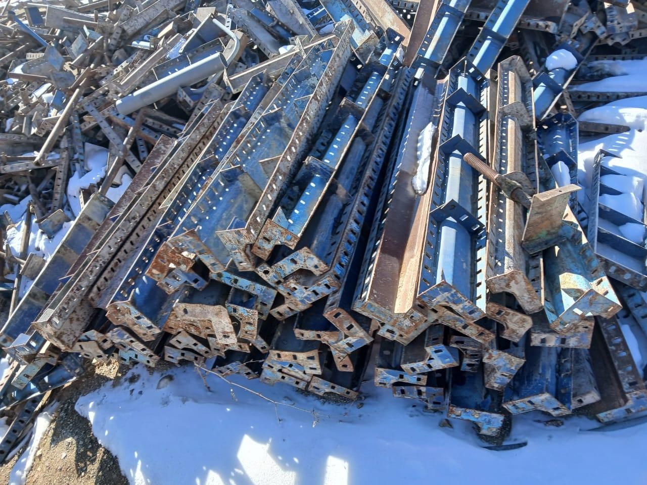 اجاره بتن کن قالب فلزی جک شمع فلزی قیچی خمکن|خدمات پیشه و مهارت|تبریز, |دیوار