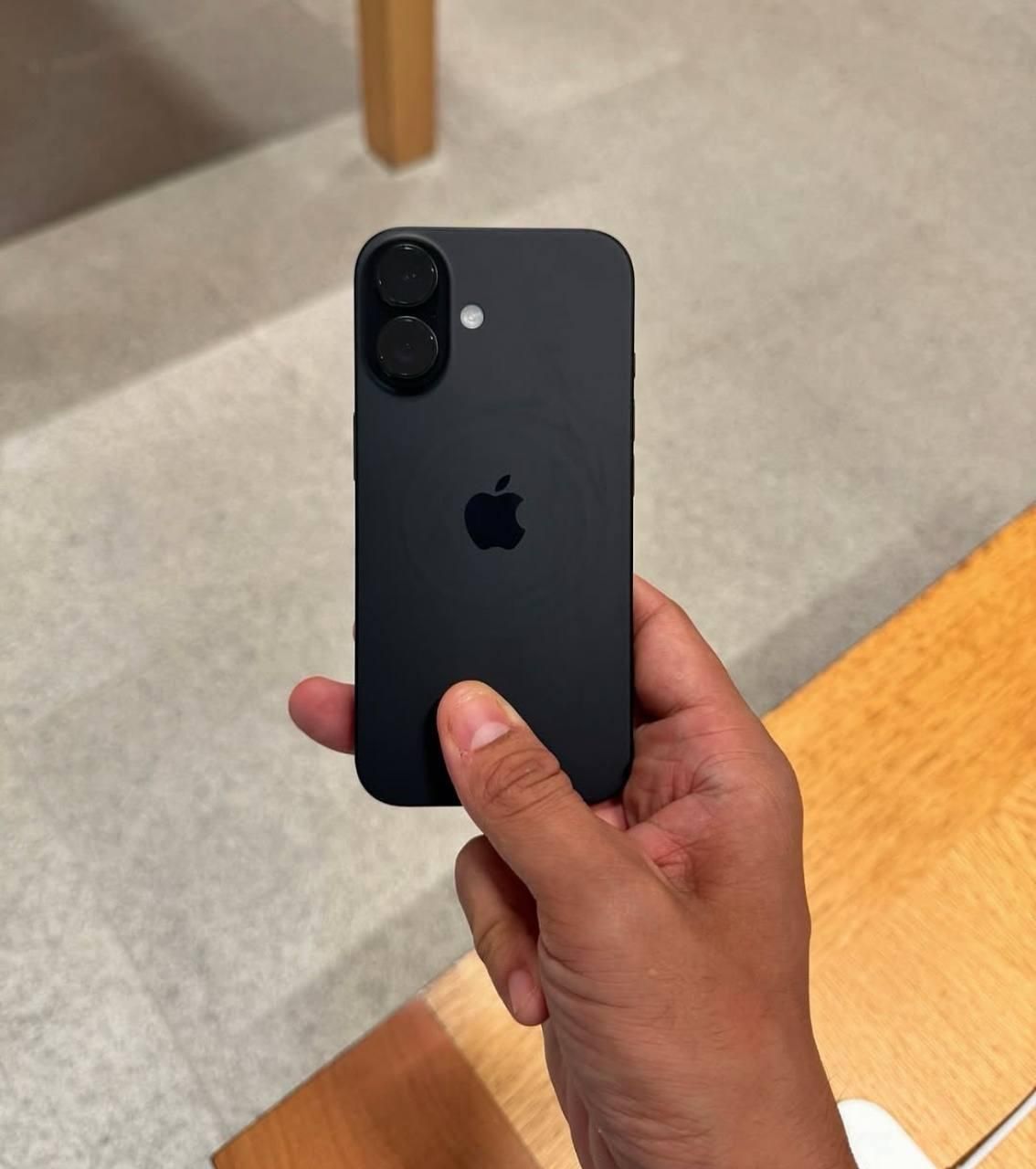 iPhone 16 اقساط ۱۲ماهه|موبایل|رشت, فلسطین|دیوار