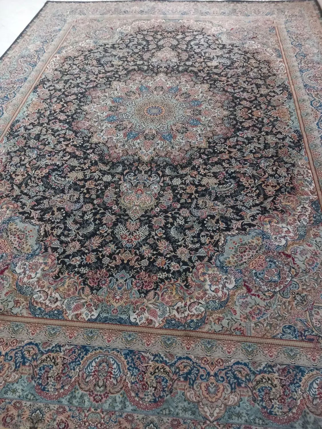 یک جفت فرش ۹متری  کویر یزد ۳۰۰۰ تراکم و۱۰۰۰ شانه|فرش|کرج, شهرک بنفشه|دیوار