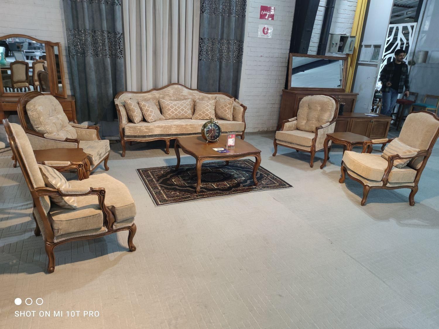 مبل کامفورت|مبلمان خانگی و میز عسلی|اهواز, سلطانمنش|دیوار