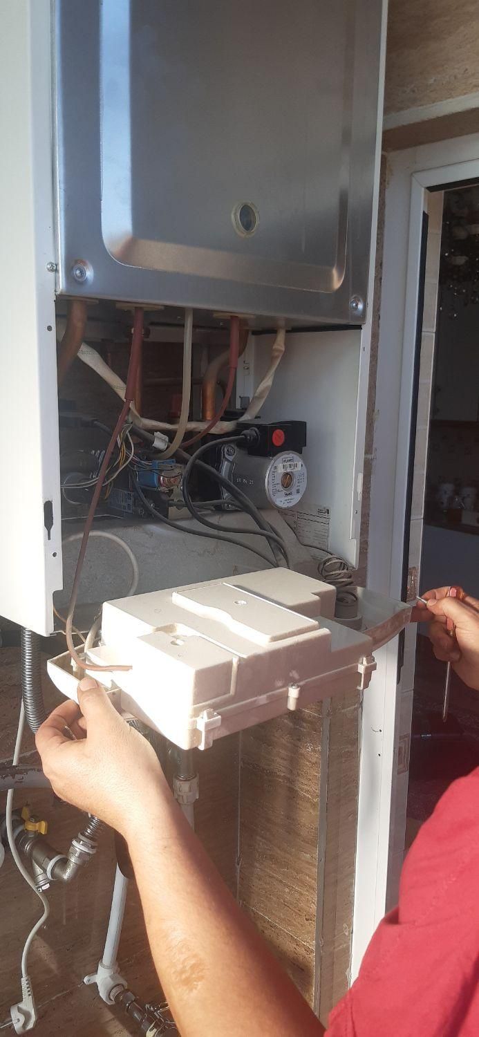 تعمیرات تخصصی انواع پکیج و رادیاتور در محل|خدمات پیشه و مهارت|اردبیل, |دیوار