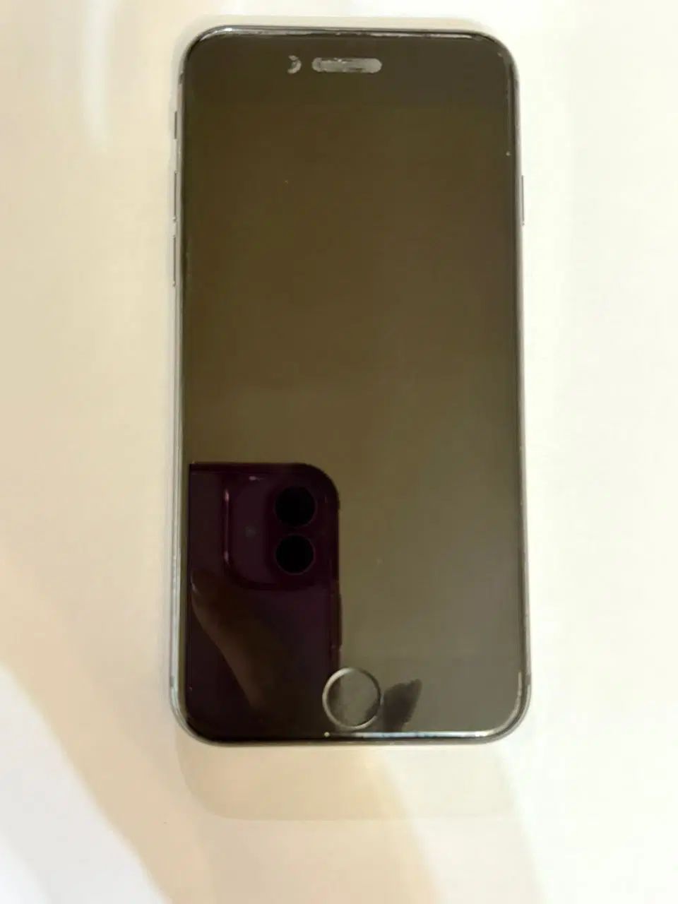 اپل iPhone 8 با حافظهٔ ۶۴ گیگابایت|موبایل|تهران, نارمک|دیوار