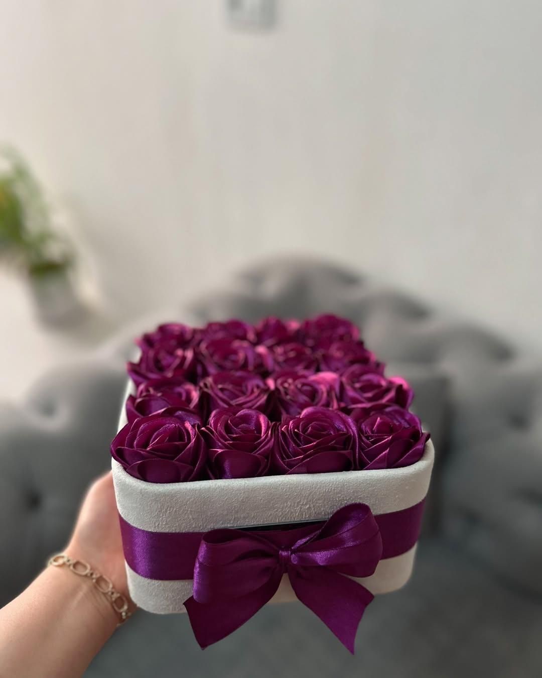 گل روبانی|گل مصنوعی|زابل, |دیوار