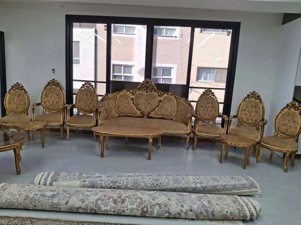 مبلمان استیل 9 نفره بسیار تمیز و عالی|مبلمان خانگی و میز عسلی|اصفهان, گلزار|دیوار