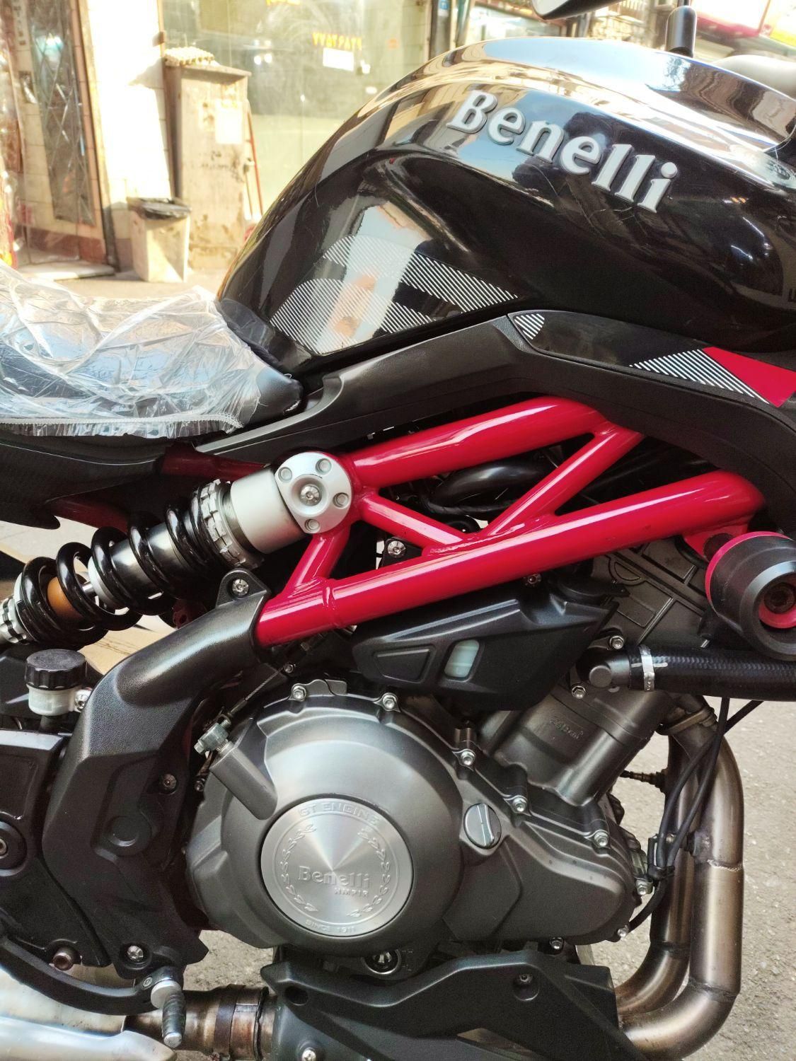 بنلیbenelli300 مدل۱۳۹۹|موتورسیکلت|تهران, فردوسی|دیوار