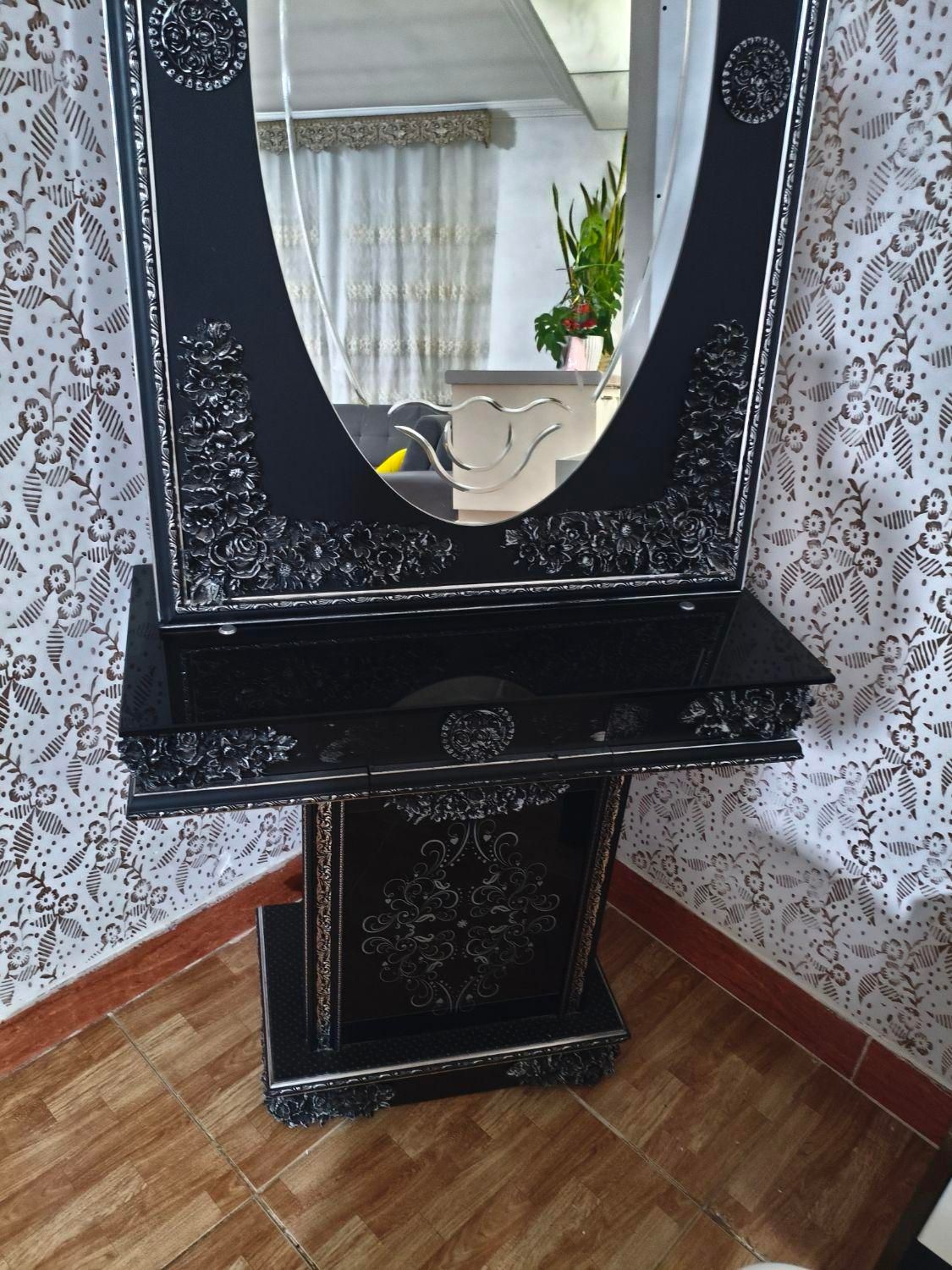 آینه شمعدان|آینه|سنندج, |دیوار