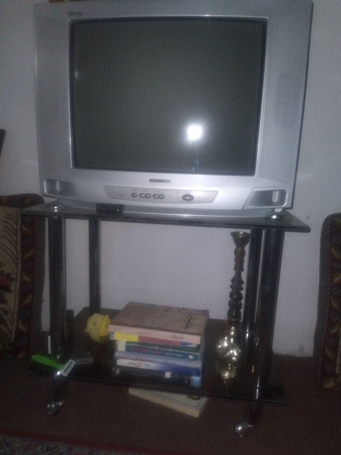 تلوزیون ۲۴اینچ سامسونگ|تلویزیون و پروژکتور|سنندج, |دیوار