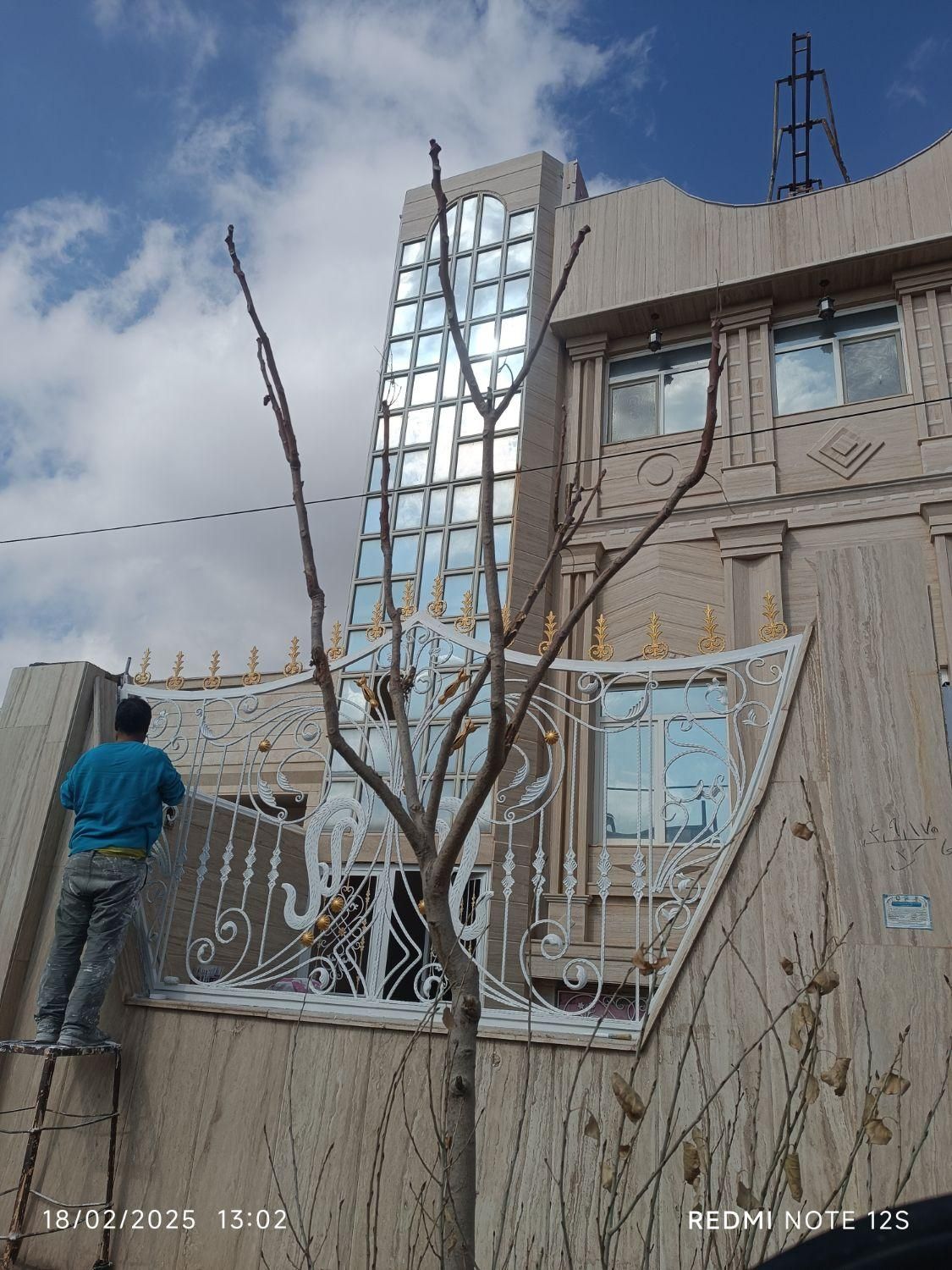 نقاش ساختمان هستم با بهترین قیمت|خدمات پیشه و مهارت|سبزوار, کاشفی شمالی (دادگستری)|دیوار