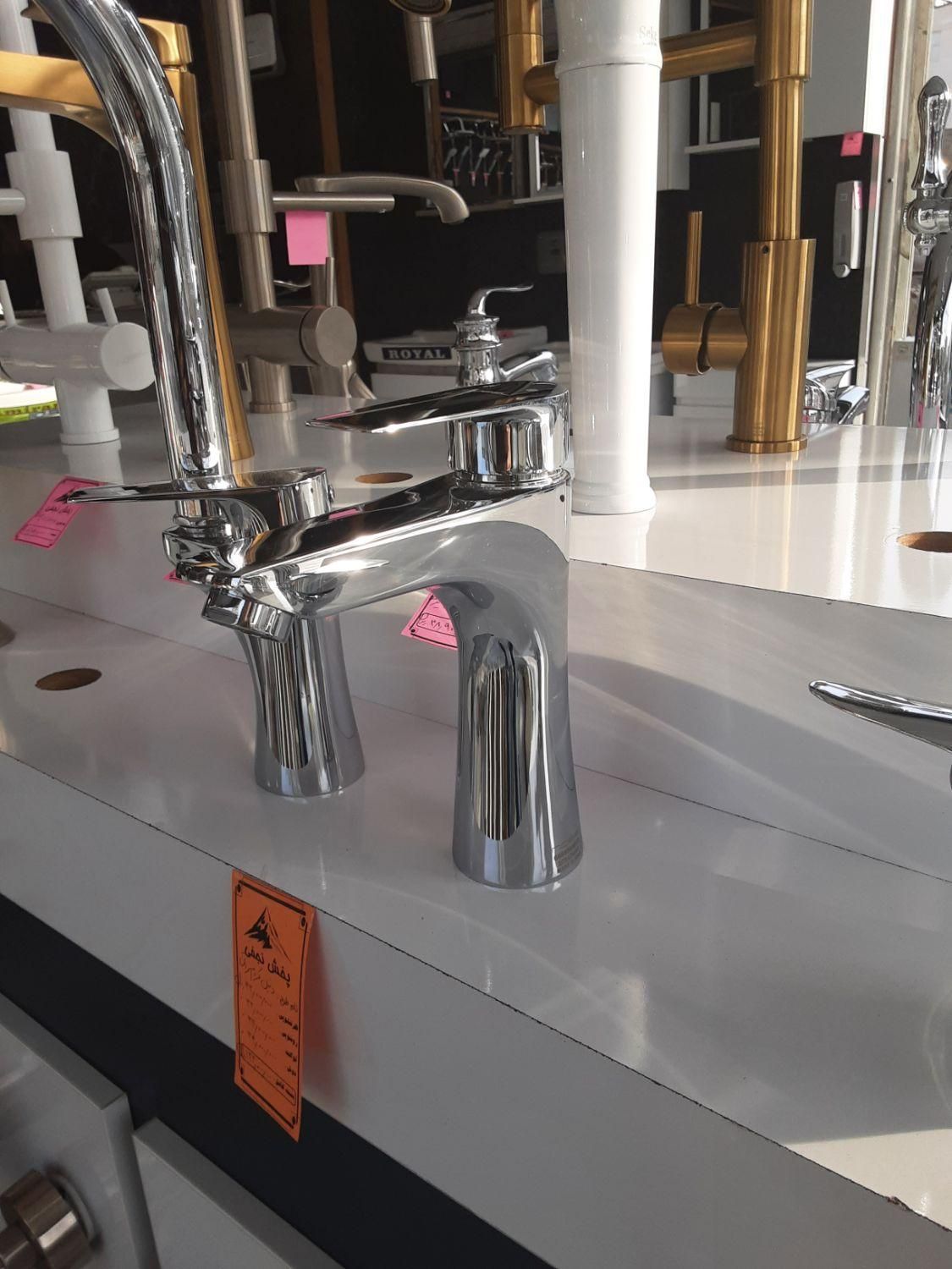 شیرآلات و علم دوش|لوازم سرویس بهداشتی|فردیس, منظریه|دیوار