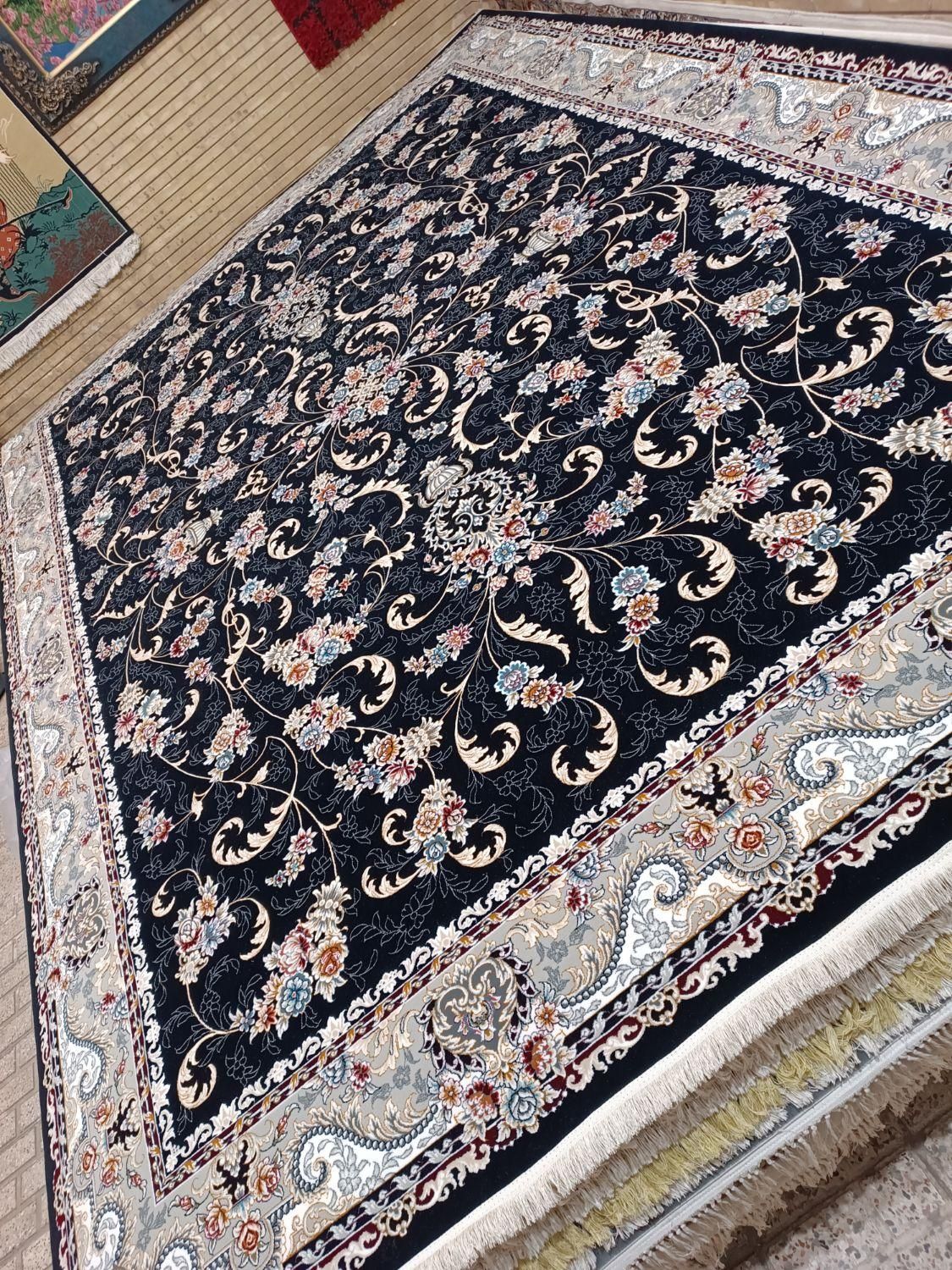 ۳ تخته ۱۲ متری سرمه ای ۷۰۰ شانه ۲۵۵۰ نوآکبند|فرش|مشهد, شهید مطهری|دیوار