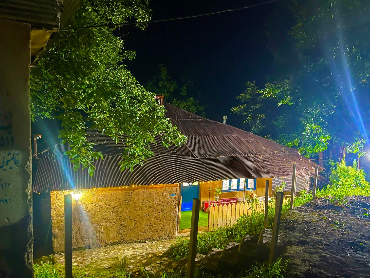 اجاره ویلای جنگلی|اجارهٔ کوتاهمدت ویلا و باغ|املش, |دیوار