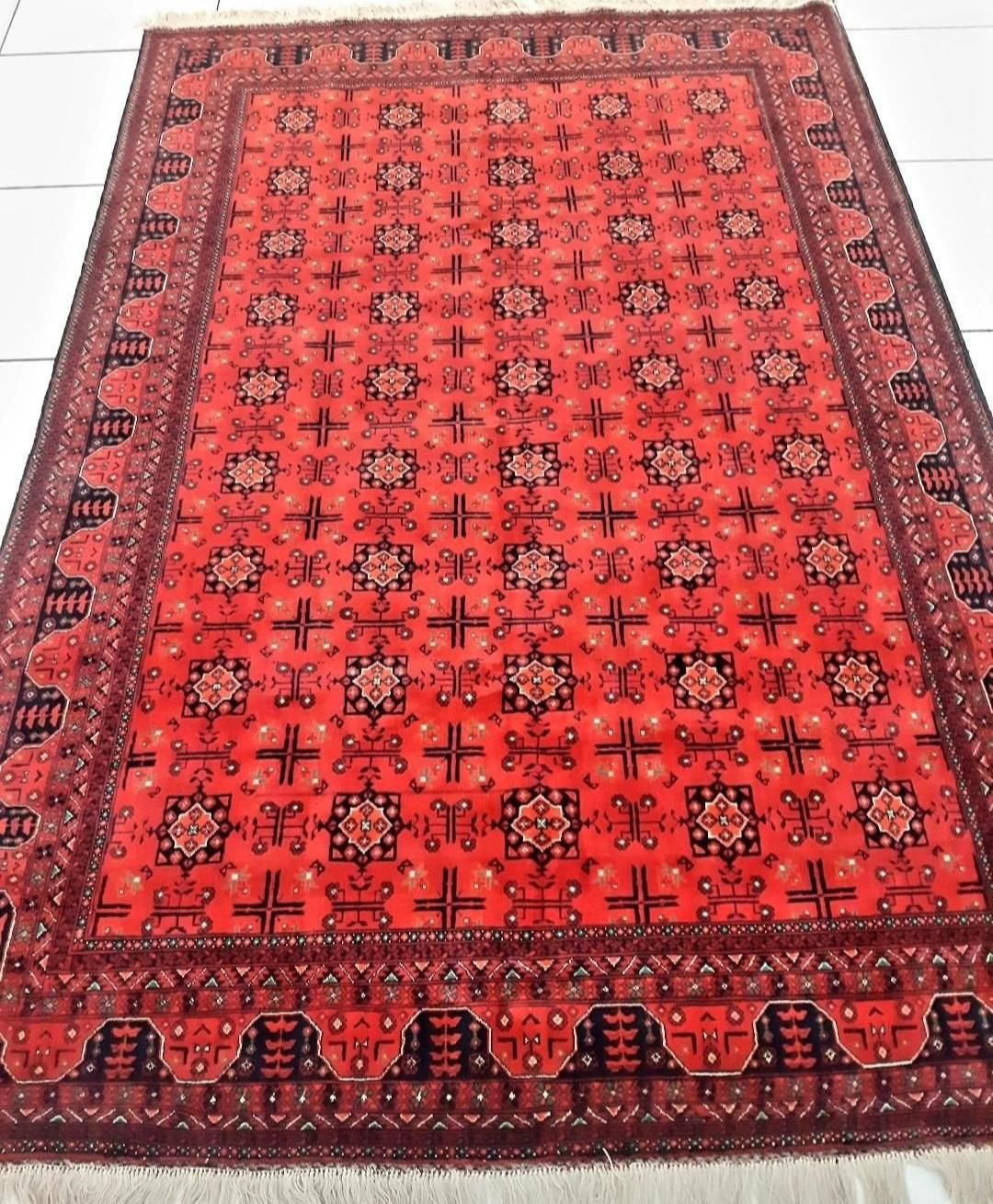 ۶ متری تمام کرک بندی رنگ طبیعی دست ریس لاکی|فرش|تهران, حر|دیوار