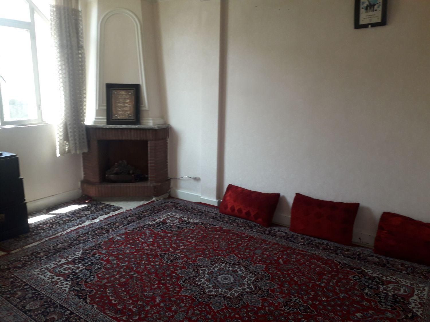 ۴۵متر یکخوابه طبقه سوم با انباری نزدیک مترو|اجارهٔ آپارتمان|تهران, هلال احمر|دیوار