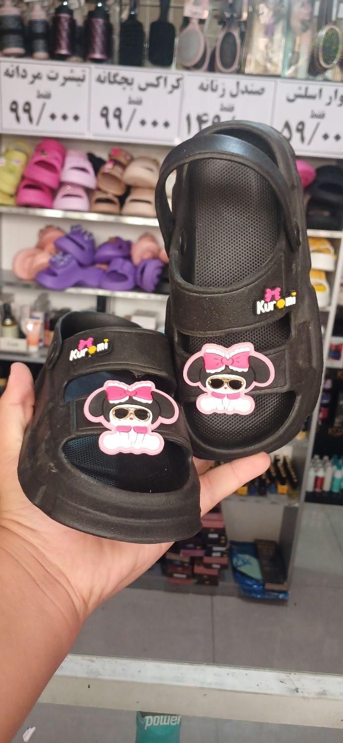 صندل طرح کرومی دخترانه|کیف، کفش، کمربند|کاشان, فاز ۲ ناجی آباد|دیوار