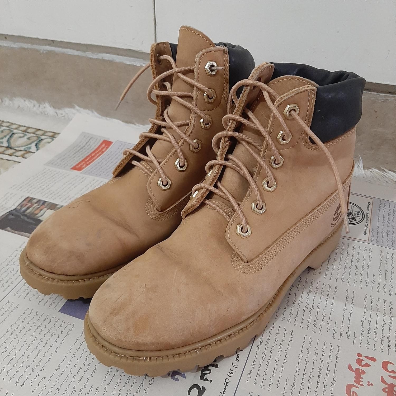 نیم بوت کرمی برند تیمبرلند Timberland|کیف، کفش، کمربند|تهران, سبلان|دیوار