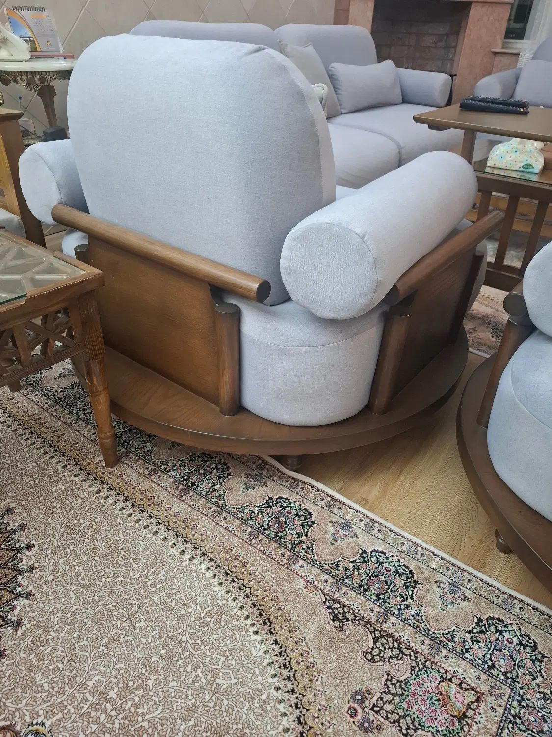 مبل تک|مبلمان خانگی و میز عسلی|تهران, سبلان (لشگر)|دیوار