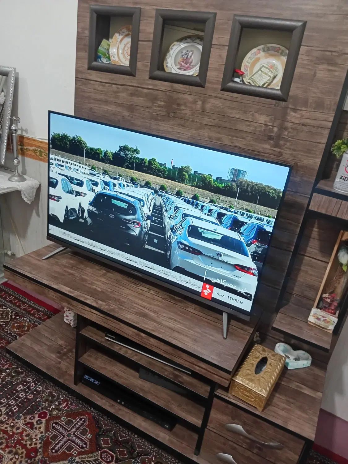 تلویزیون ۴۳ اینچ دوو ال ای دی بسیار تمیز کم کار|تلویزیون و پروژکتور|بهارستان, |دیوار
