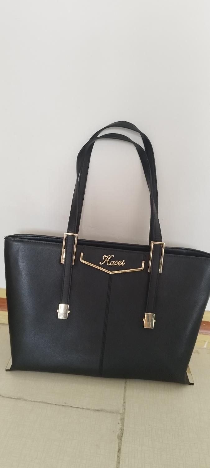 کیف و کفش|کیف، کفش، کمربند|پرند, فاز ۴|دیوار