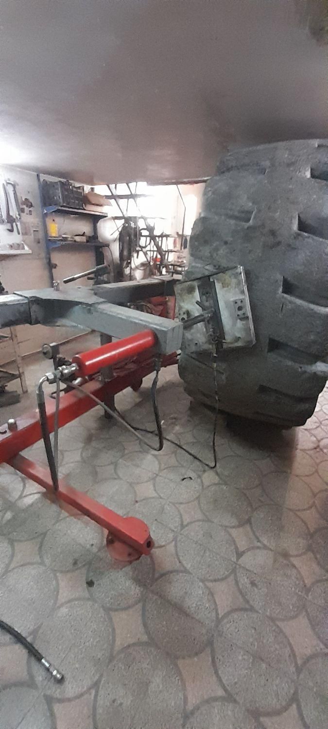 تعمیروفروش لاستیک لودر|ماشینآلات صنعتی|خمینیشهر, |دیوار