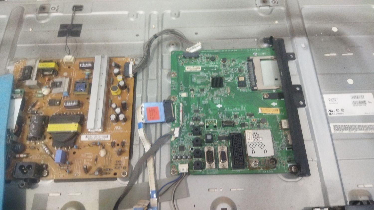 تعمیر انواع تلویزیون های ال ای دی وال سی دی|خدمات پیشه و مهارت|بم, |دیوار